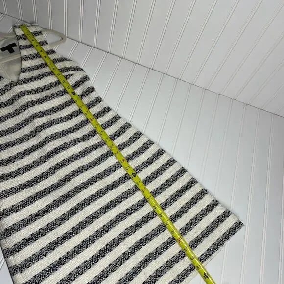 J.Crew Women’s White & Blue Sleeveless V-Neck Back Zip Fit & Flare Dress Size 0 - Picture 3 of 12